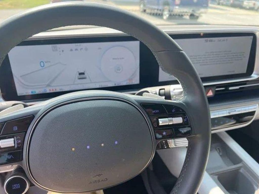 2024 Hyundai IONIQ 6 view 23