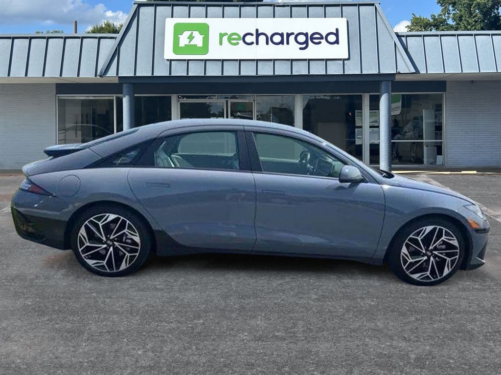 2024 Hyundai IONIQ 6 view 6