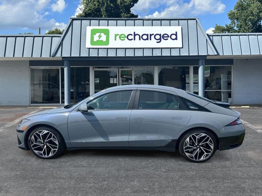2024 Hyundai IONIQ 6 view 4