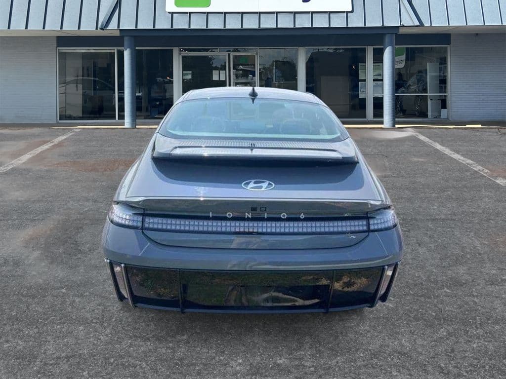 2024 Hyundai IONIQ 6 view 4