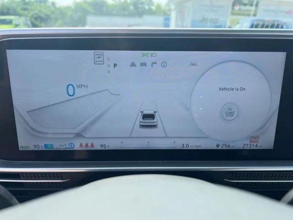 2024 Hyundai IONIQ 6 view 26