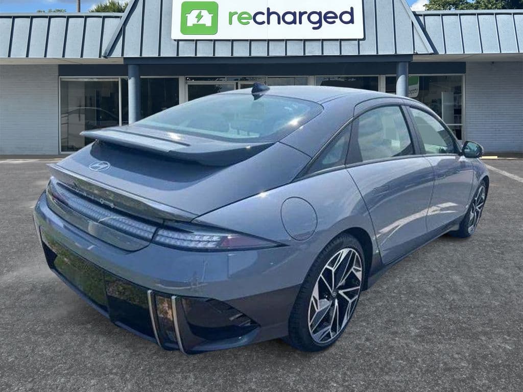 2024 Hyundai IONIQ 6 view 10