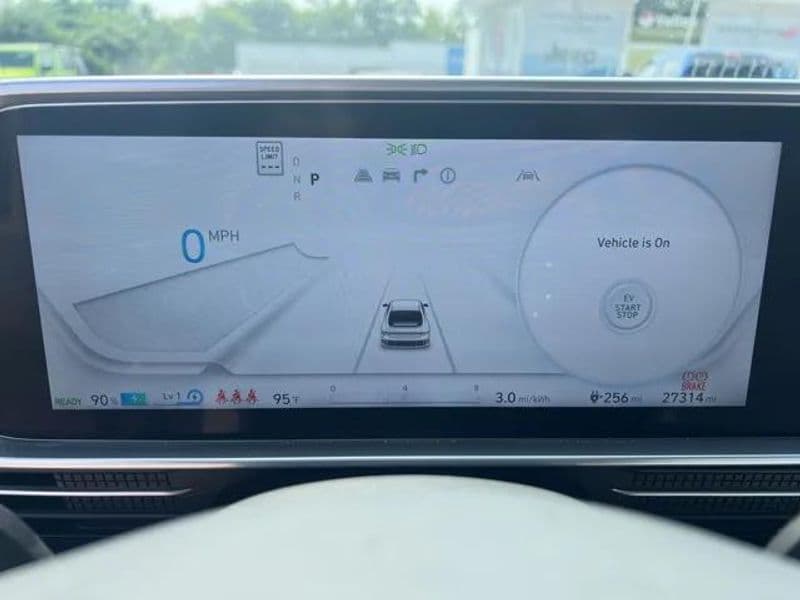 2024 Hyundai IONIQ 6 view 13