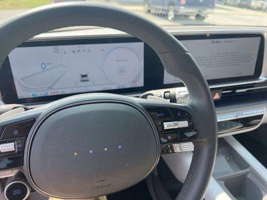 2024 Hyundai IONIQ 6 view 24