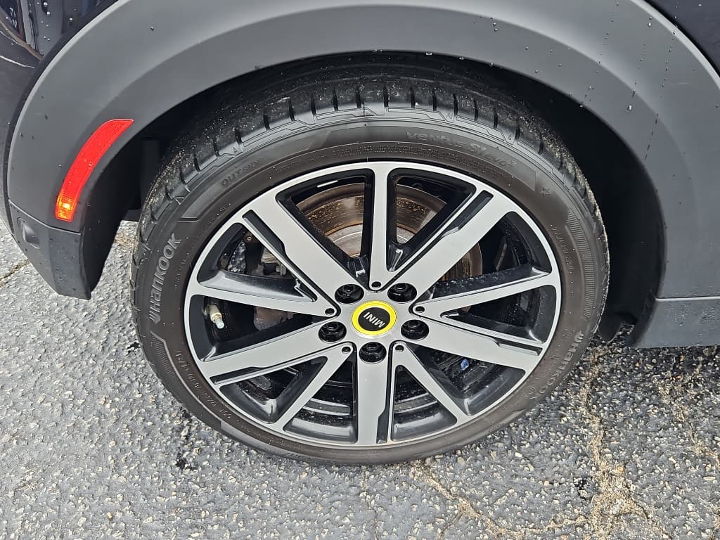 2022 MINI SE Hardtop view 30