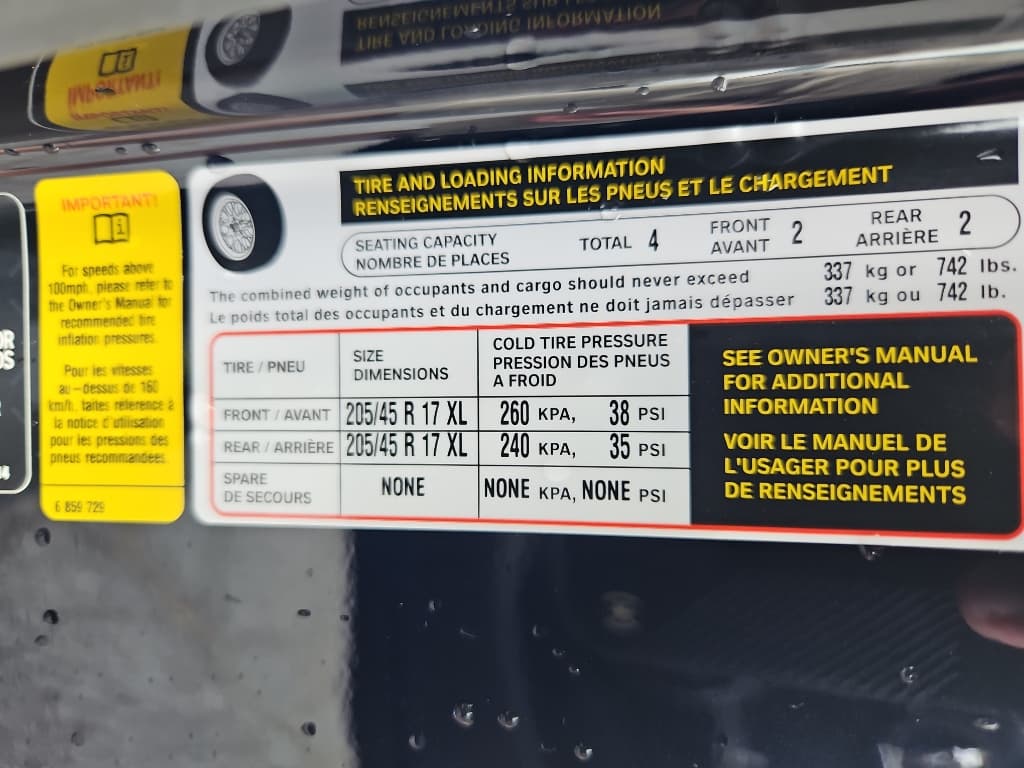 2022 MINI SE Hardtop view 25