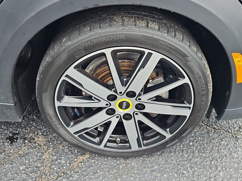 2022 MINI SE Hardtop view 32