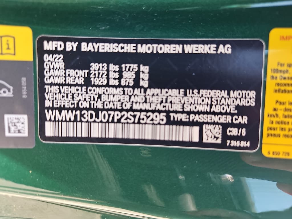 2023 MINI SE Hardtop view 21