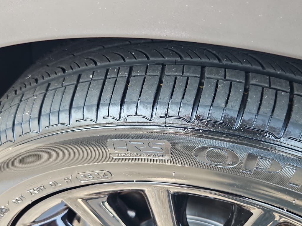2023 MINI SE Hardtop view 23
