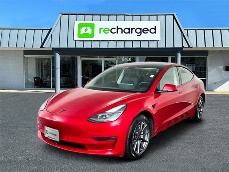 2023 Tesla Model 3 view 3