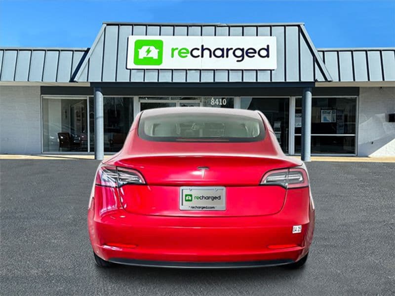 2023 Tesla Model 3 view 6