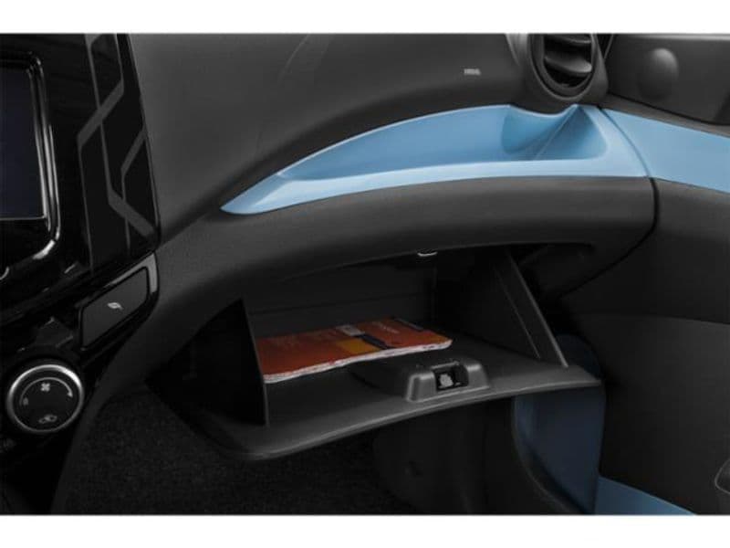 2015 Chevrolet Spark EV view 17