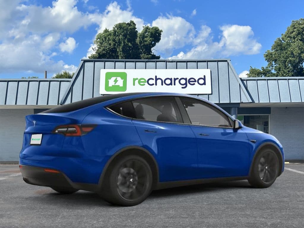 2021 Tesla Model Y view 4