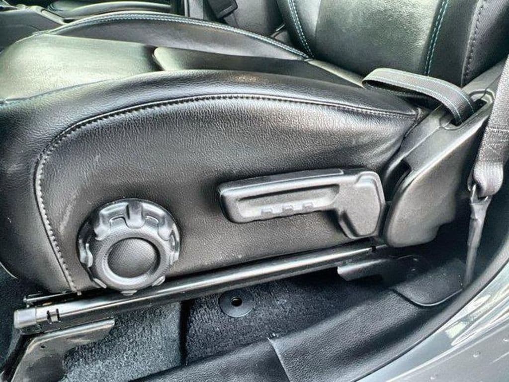 2023 Jeep Wrangler 4xe view 15