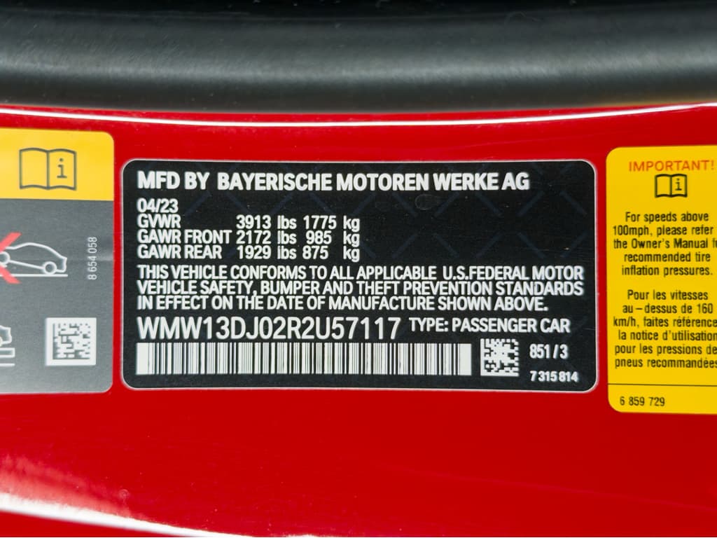 2024 MINI SE Hardtop view 26