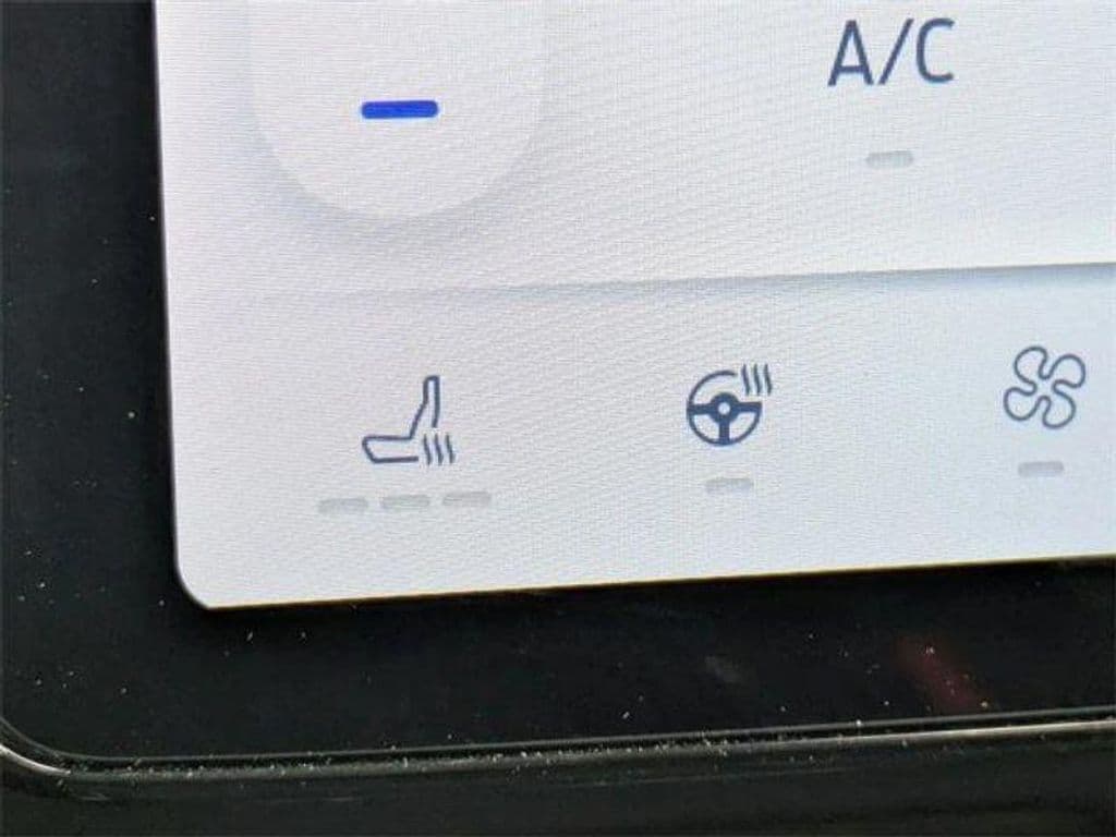 2024 Ford Mustang Mach-E view 19