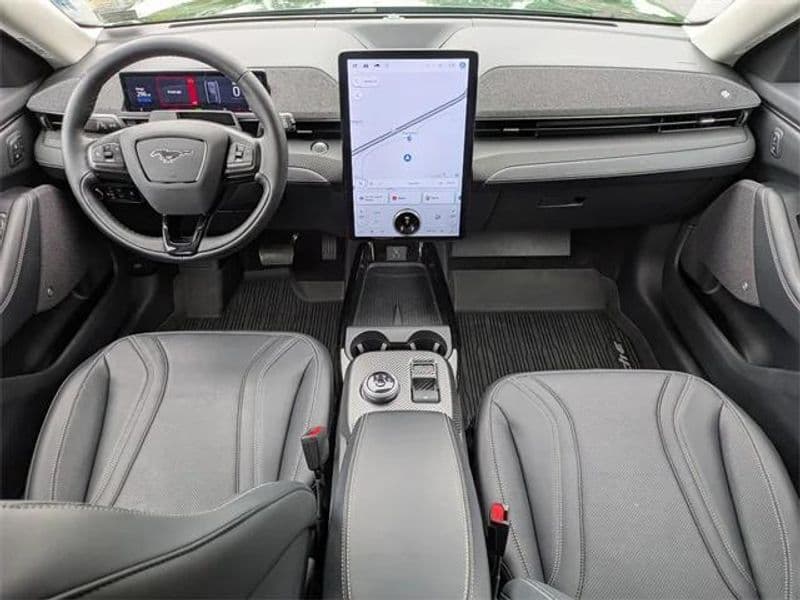 2024 Ford Mustang Mach-E view 27