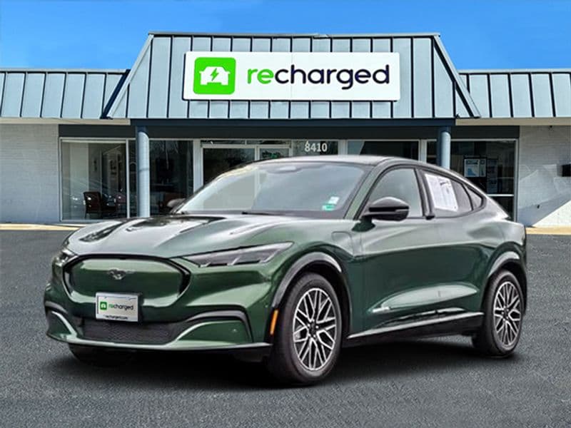 2024 Ford Mustang Mach-E view 3