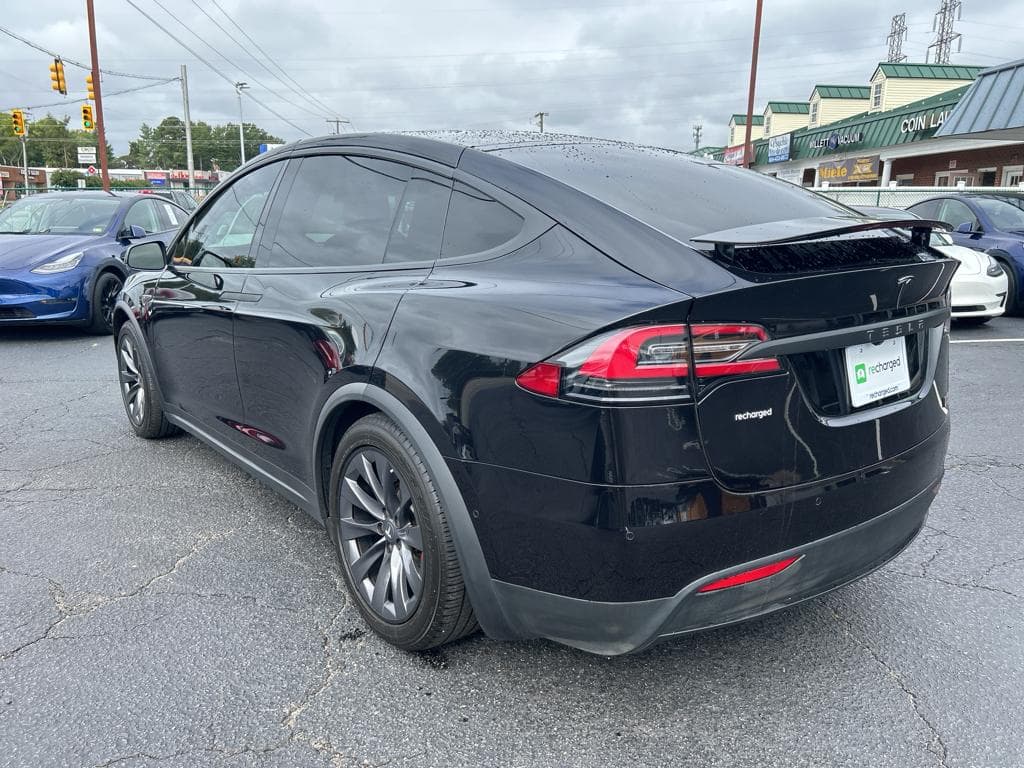 2016 Tesla Model X view 2