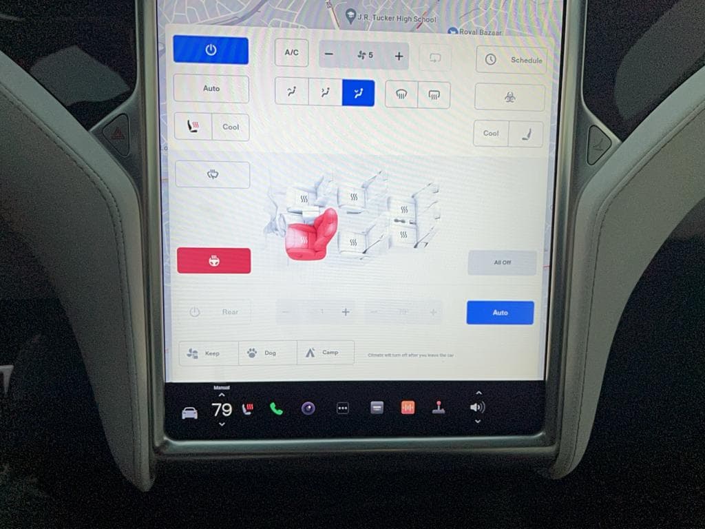 2016 Tesla Model X view 12