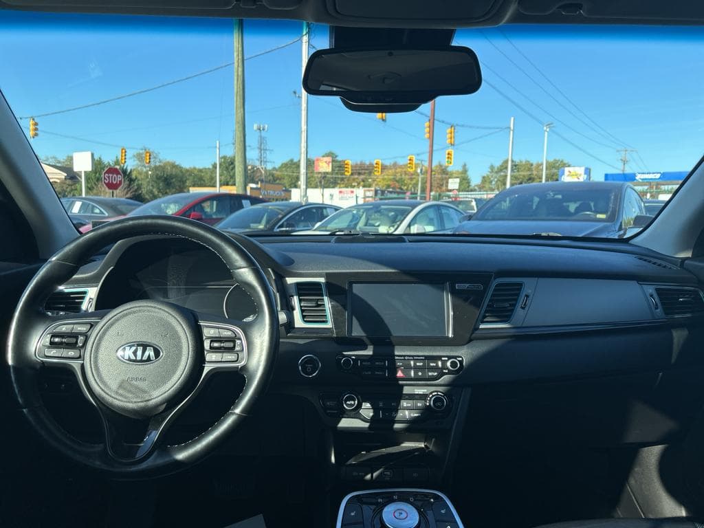 2019 Kia Niro EV view 13