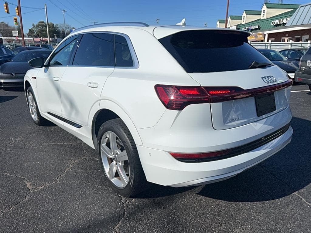 2019 Audi e-tron view 2