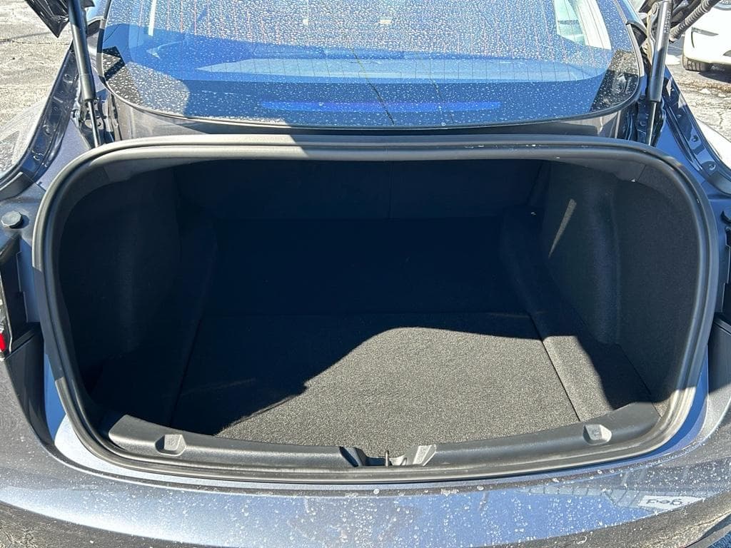 2018 Tesla Model 3 view 18