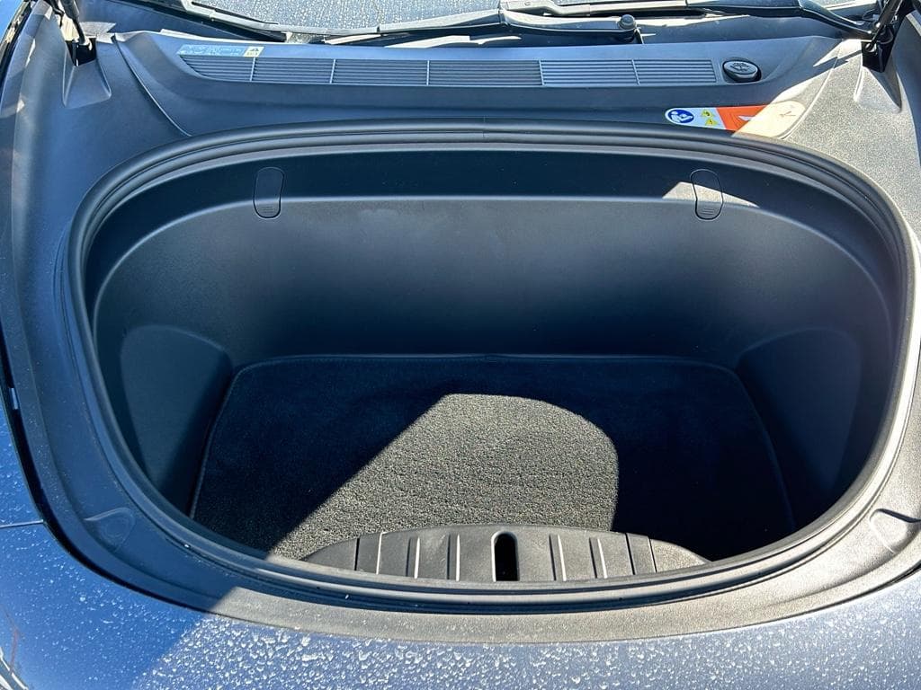 2018 Tesla Model 3 view 19