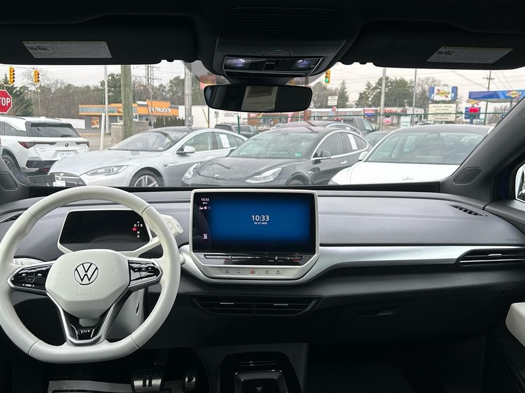 2021 Volkswagen ID.4 view 12