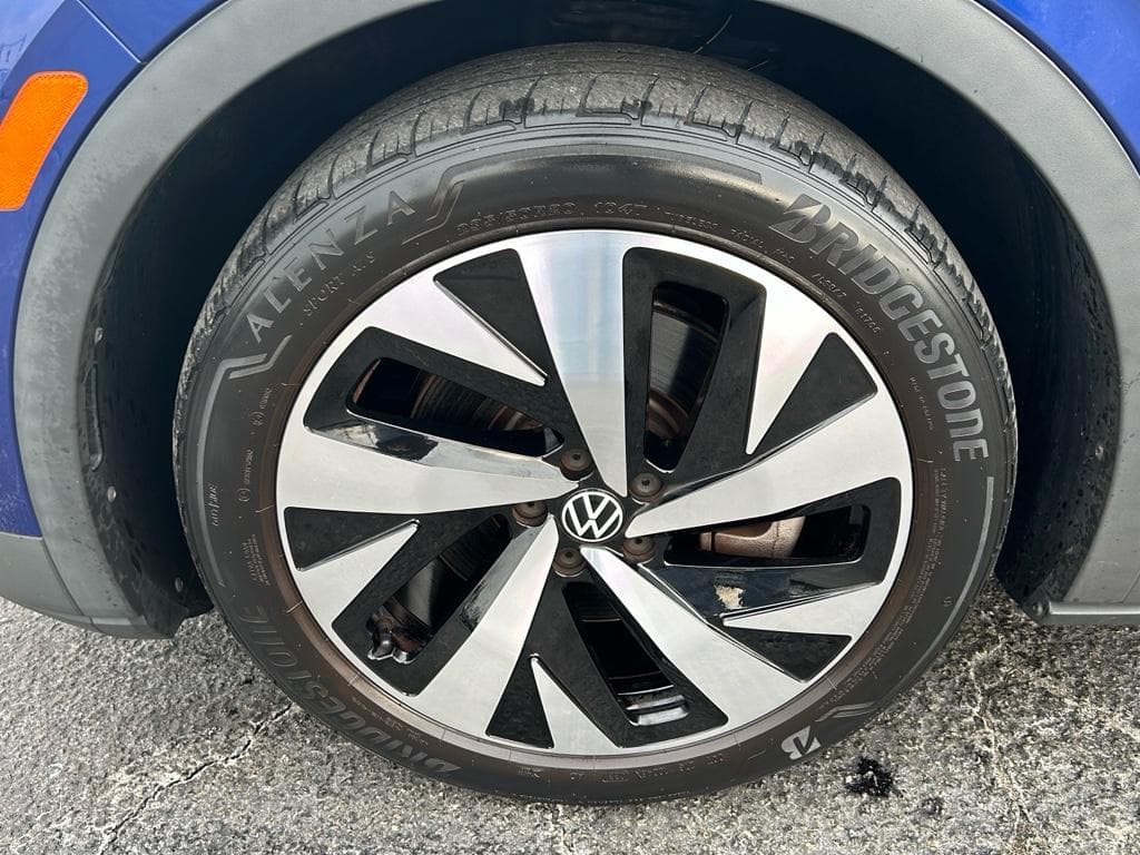 2021 Volkswagen ID.4 view 25