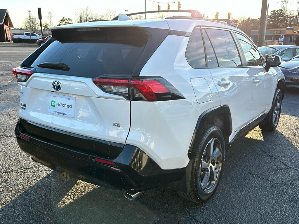 2021 Toyota RAV4 Prime view 3