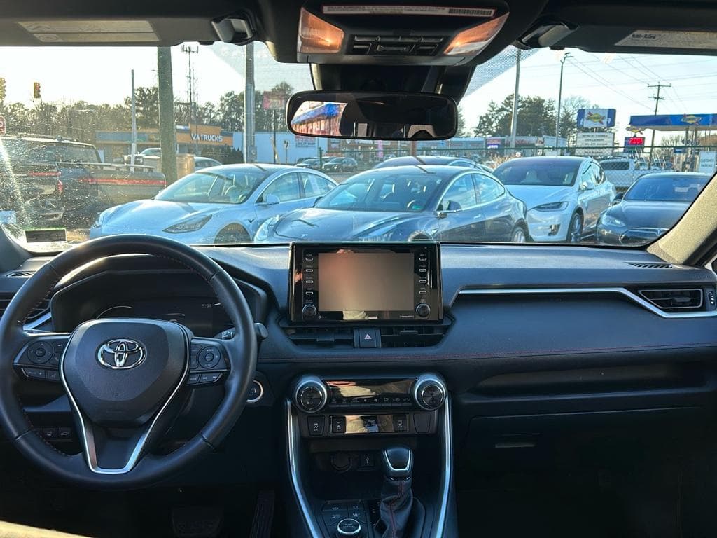 2021 Toyota RAV4 Prime view 13