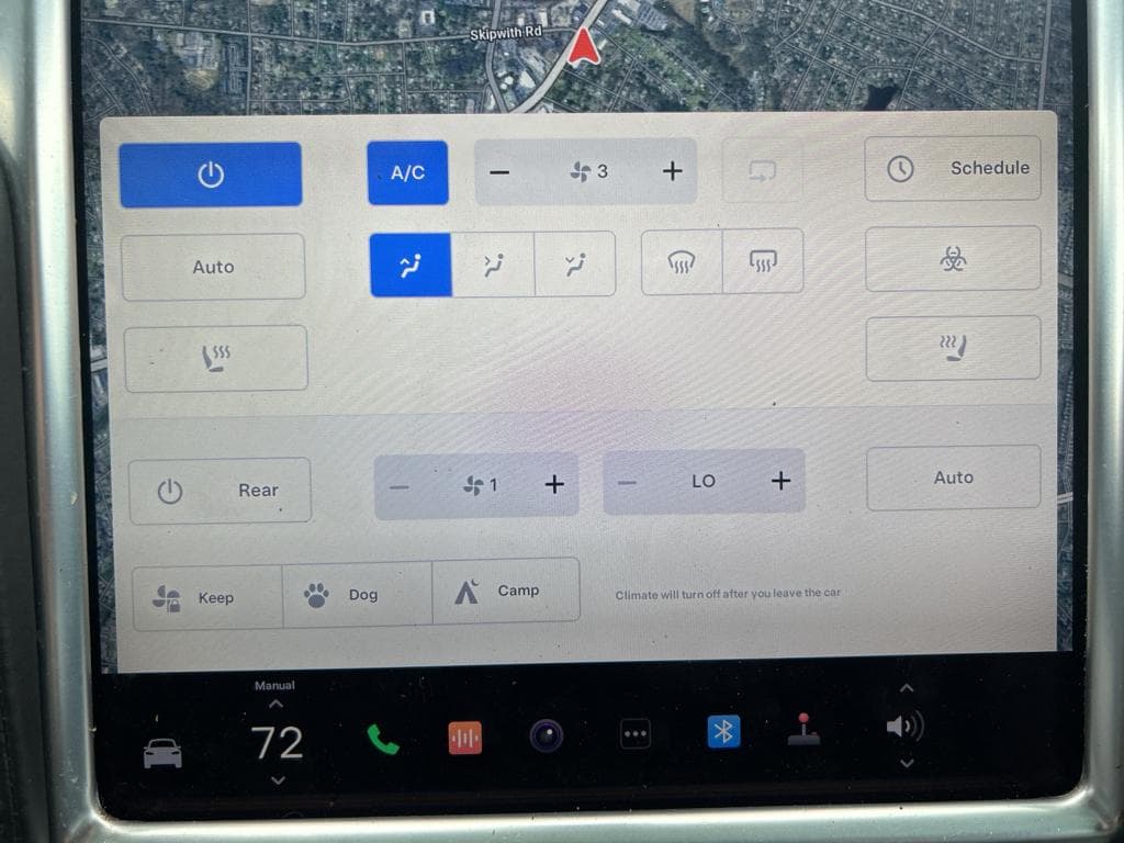 2017 Tesla Model X view 12