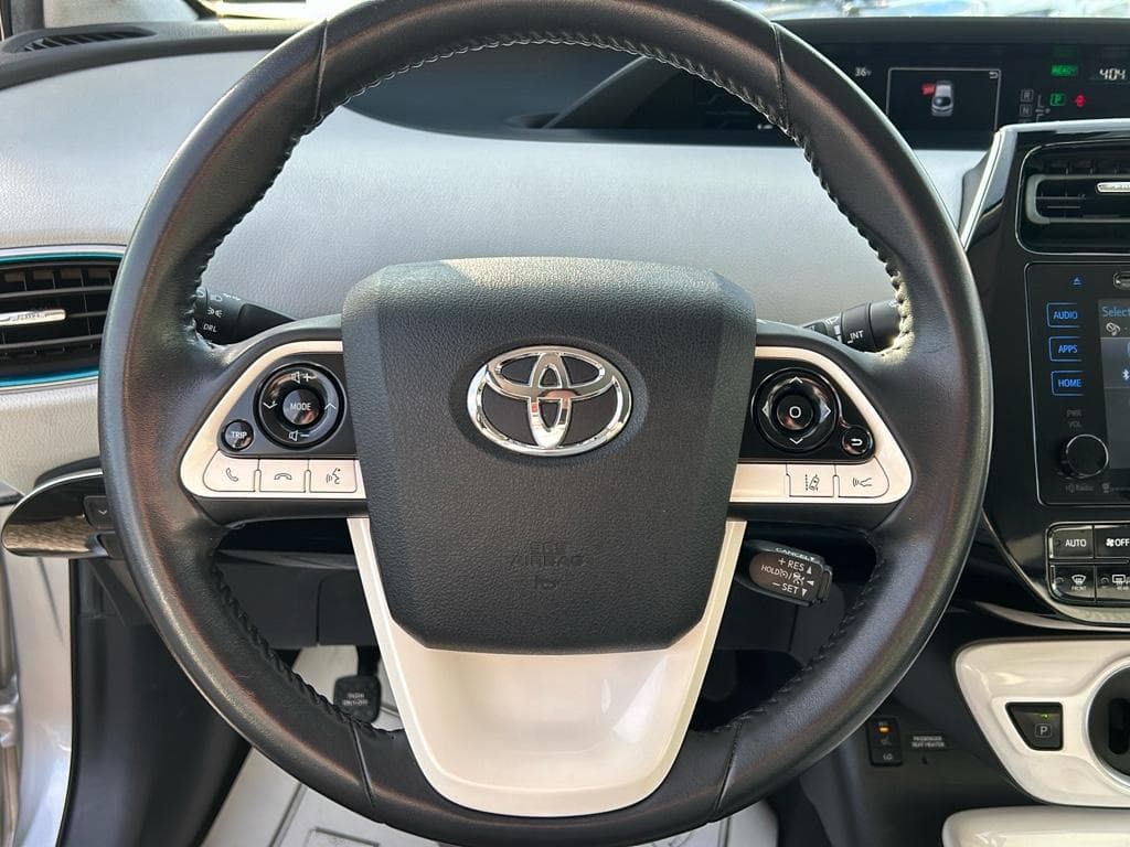 2017 Toyota Prius Prime view 8