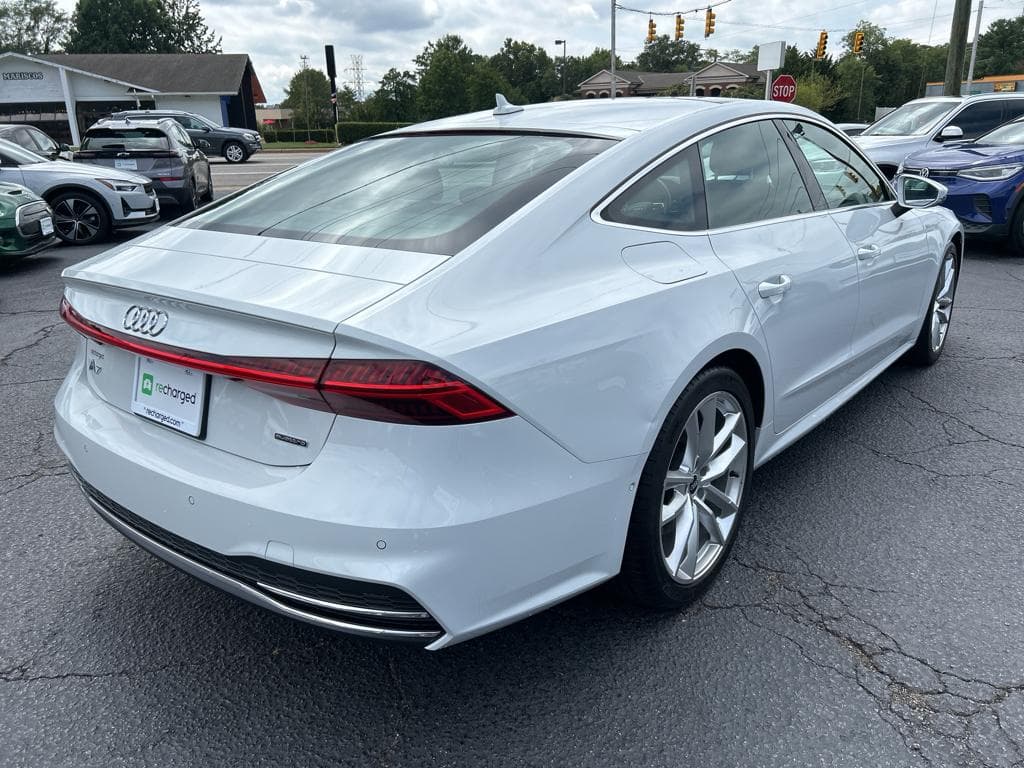 2021 Audi A7 view 3