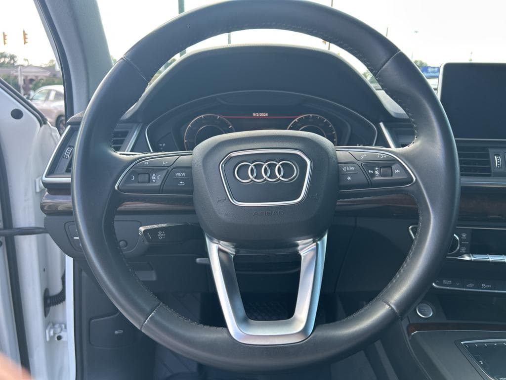 2020 Audi Q5 e view 8