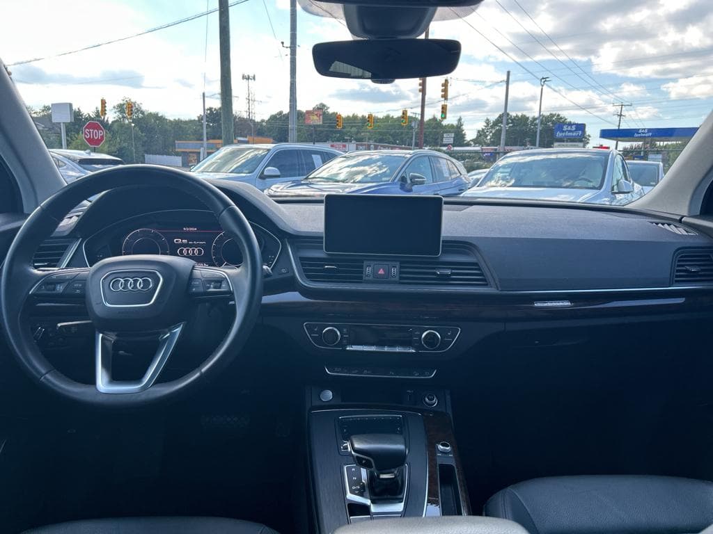 2020 Audi Q5 e view 13