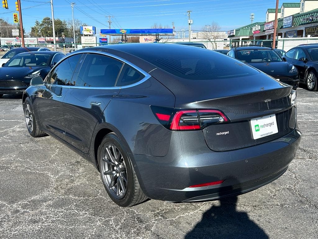 2018 Tesla Model 3 view 2