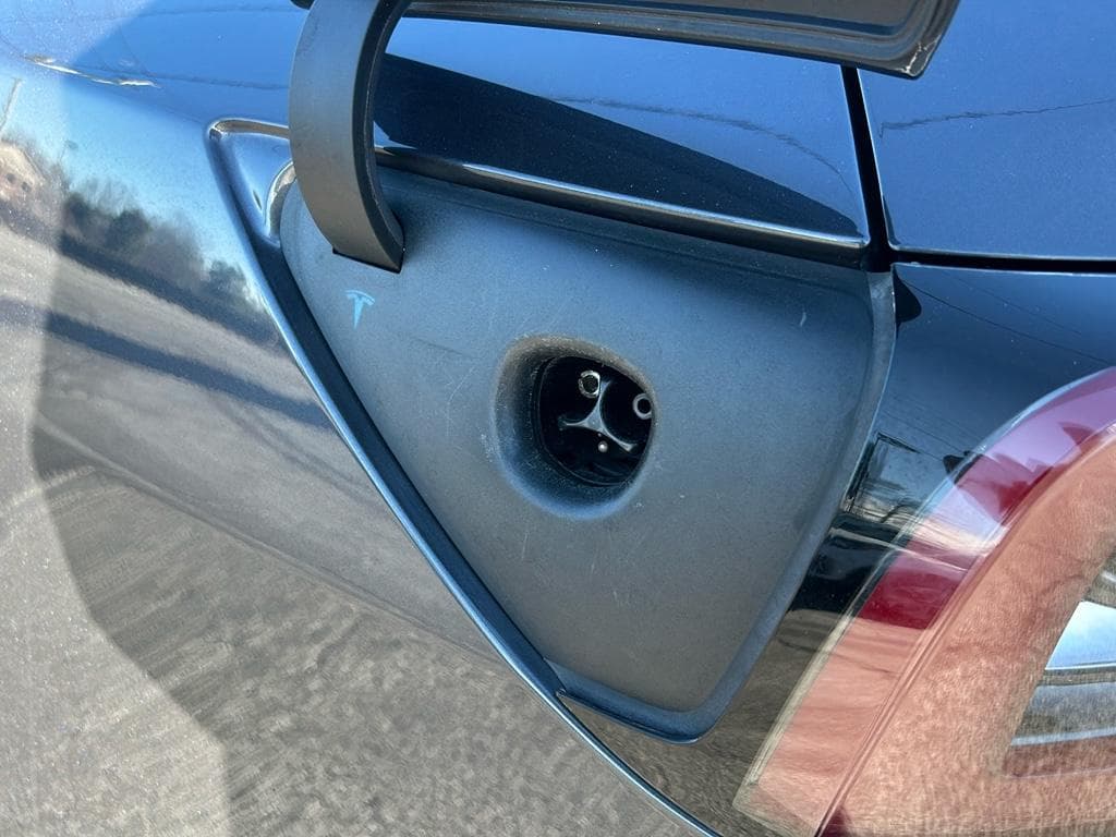 2018 Tesla Model 3 view 5