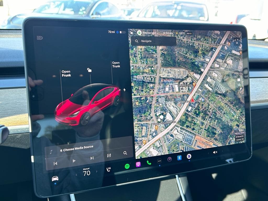 2018 Tesla Model 3 view 10