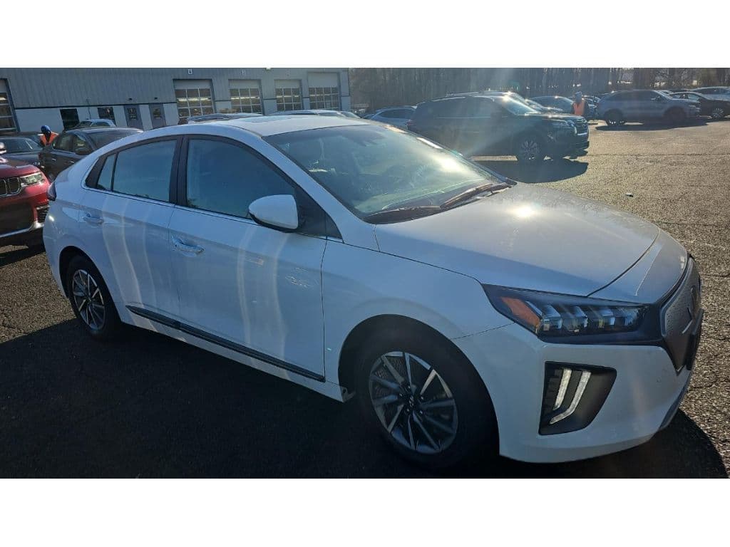 2021 Hyundai IONIQ Electric view 3