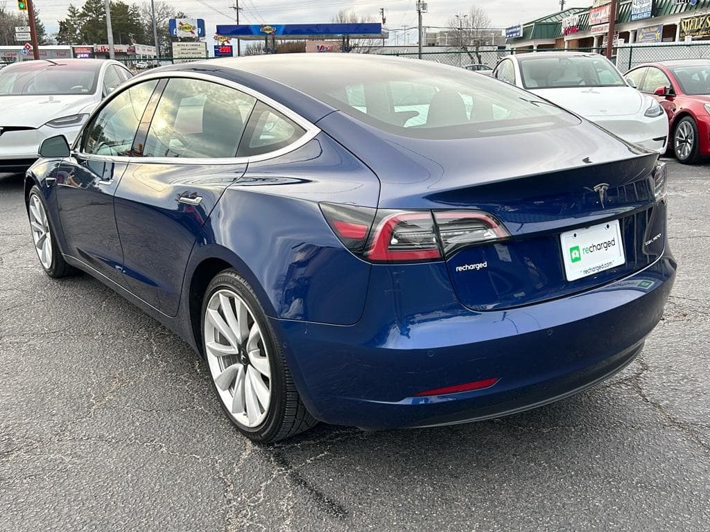 2018 Tesla Model 3 view 2