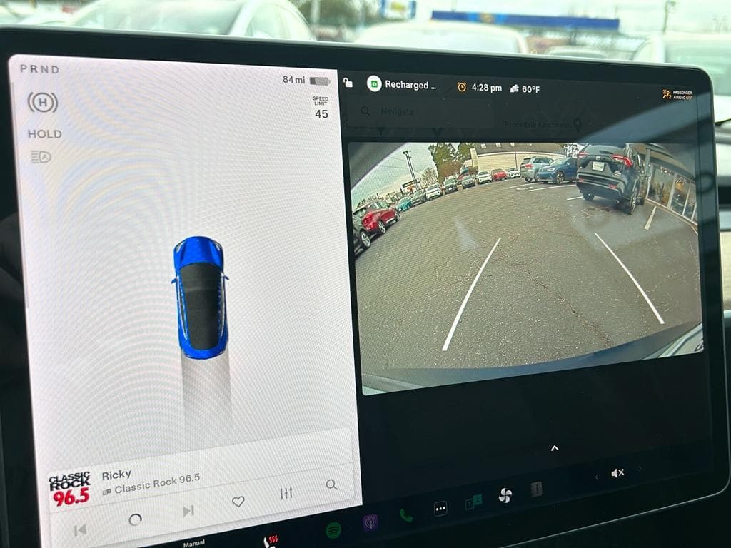 2018 Tesla Model 3 view 11