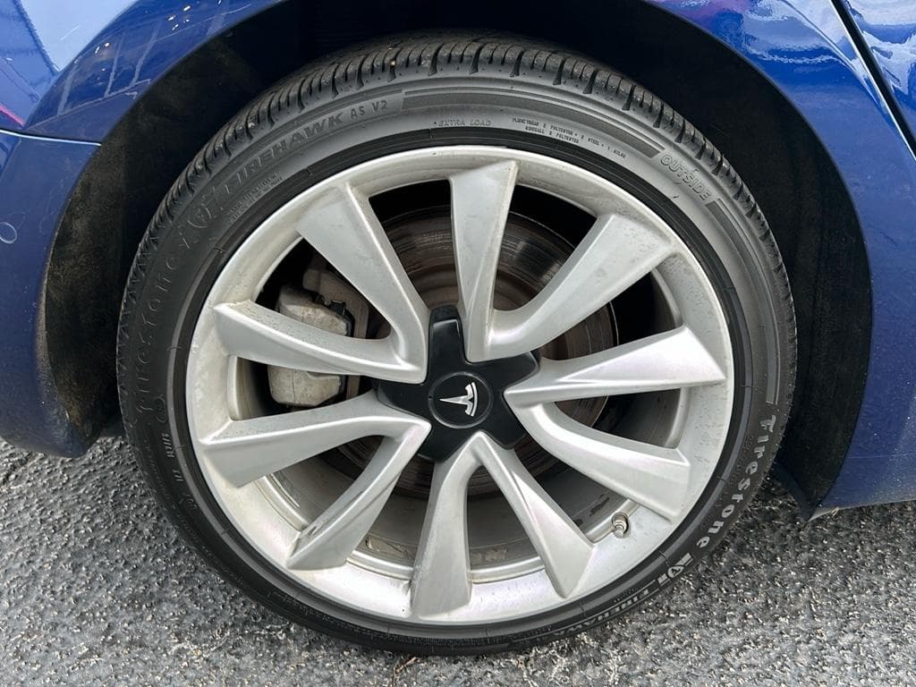 2018 Tesla Model 3 view 25