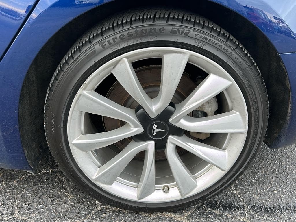 2018 Tesla Model 3 view 27