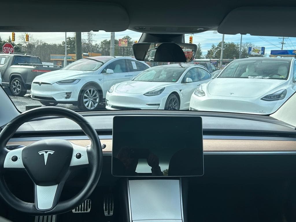 2018 Tesla Model 3 view 12