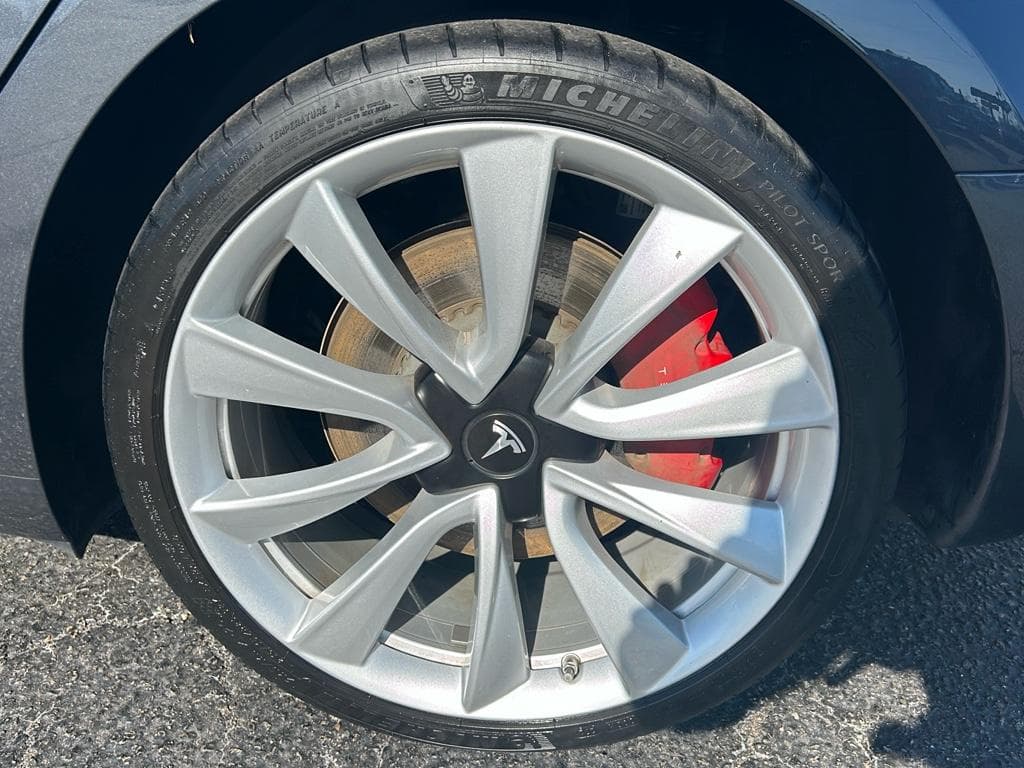 2018 Tesla Model 3 view 25