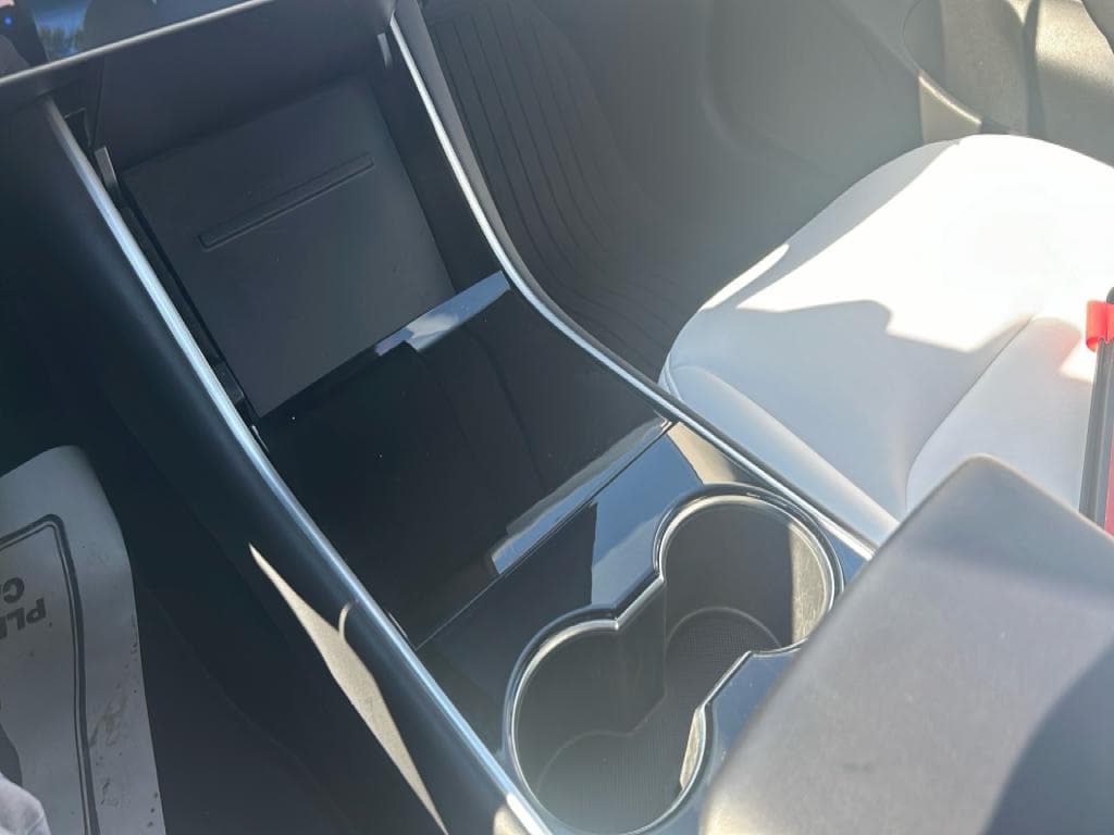 2018 Tesla Model 3 view 13