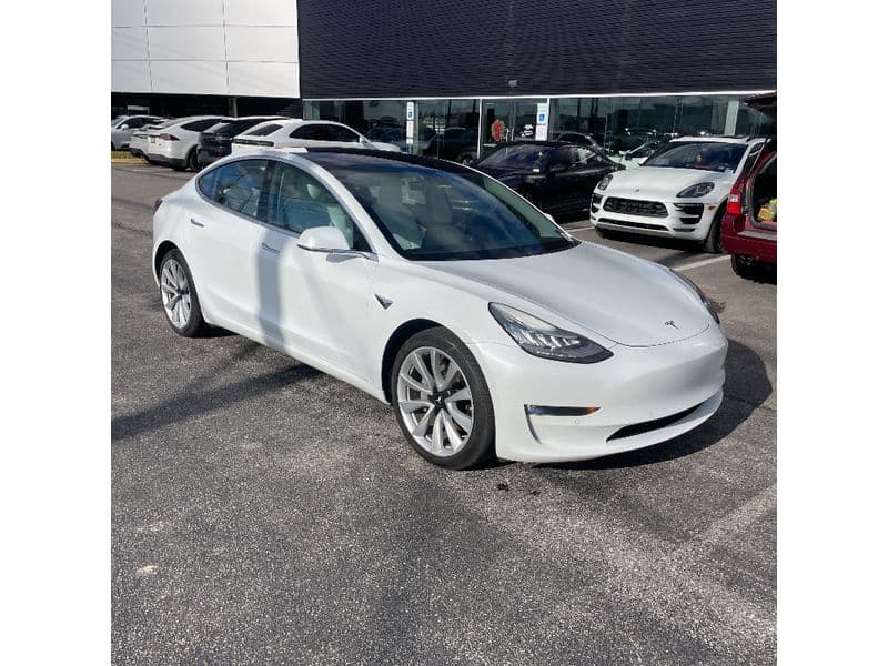 2018 Tesla Model 3 view 4