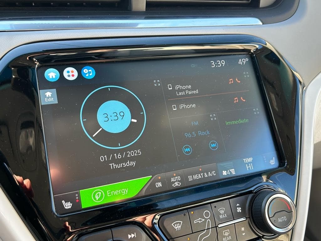 2018 Chevrolet Bolt EV view 15